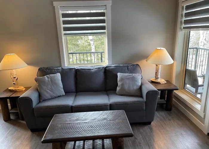Elkwater Lake Lodge And Resort
